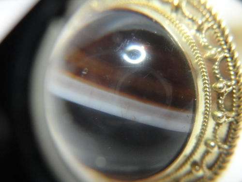 18 ct VICTORIAN AGATE RING