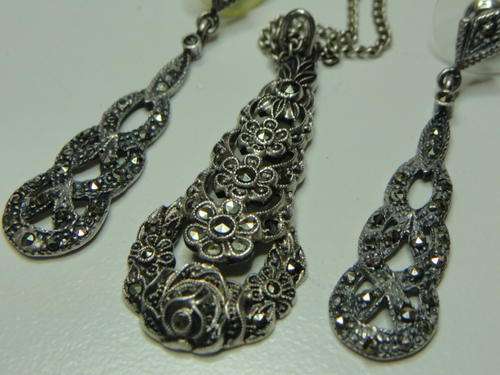 SILVER AND MARCASITE PENDANT CHAIN AND DANGLING EARRINGS