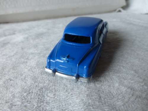 Dinky Toy 172 Studebaker Land Cruiser circa 1954 to 1957