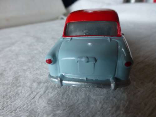 Corgi toy Standard Vanguard 111 sirca 1957 to 1962 Gt Britain