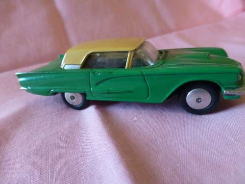 Corgi Toys Ford Thunderbird Gt Britain.