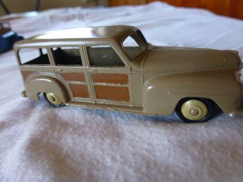 Dinky Toys Plymouth Woody no344 Meccano Ltd England