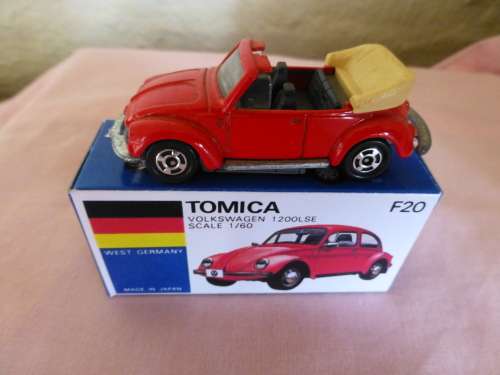 Rare Tomica Volkswagen Beetle 1/60 made in Japan. Not dinky.