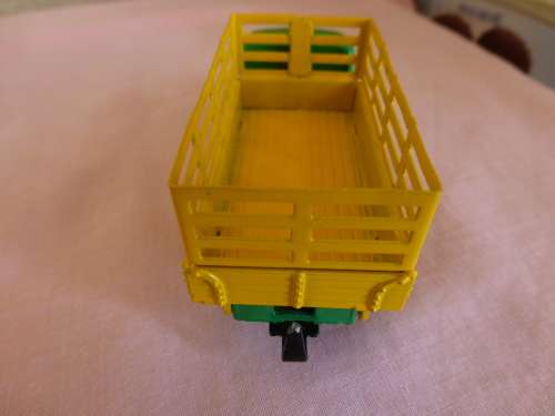 Dinky Toys 343 Farm Produce Truck. Made in England.