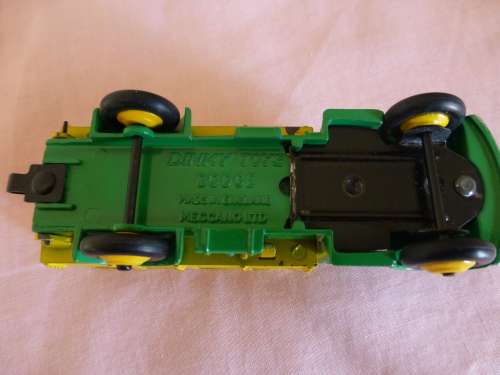 Dinky Toys 343 Farm Produce Truck. Made in England.