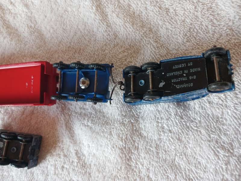 Rare 1960 Matchbox/Lesney Major pack series M6A 200 tons Scammel Pickfords transporter.