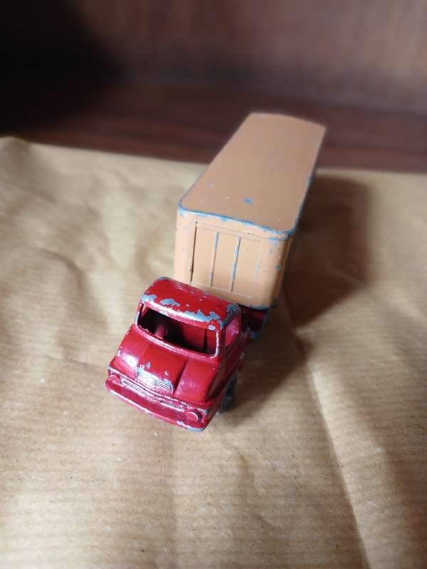 Matchbox Lesney no7 Major pack 1962 Thames Trader truck and Jennings Cattle  Wagon.
