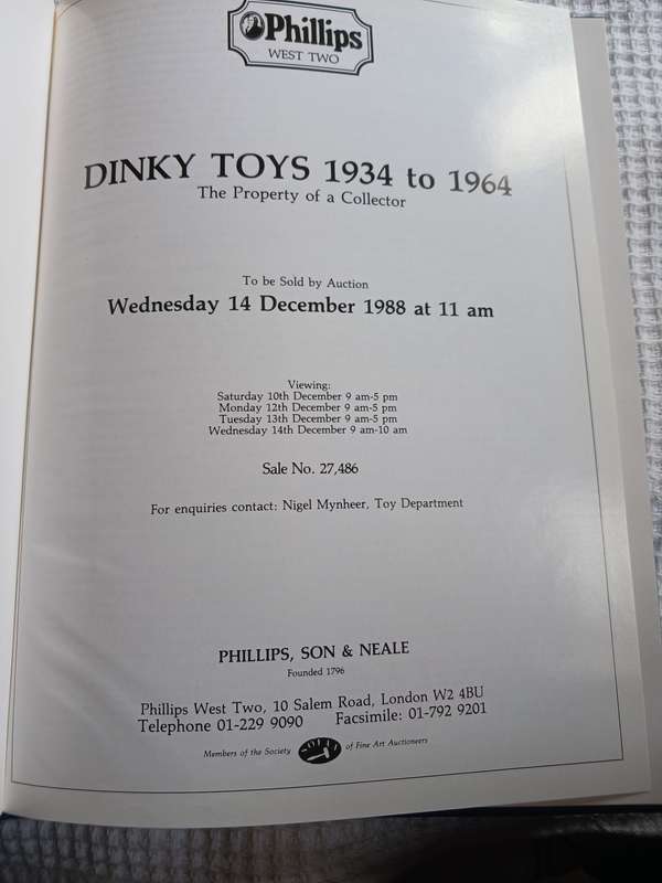 Dinky Toys collectable catalogue.Phillip West Two 1934 to 1964
