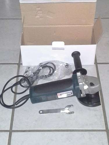 Stramm 900W 115mm Angle Grinder