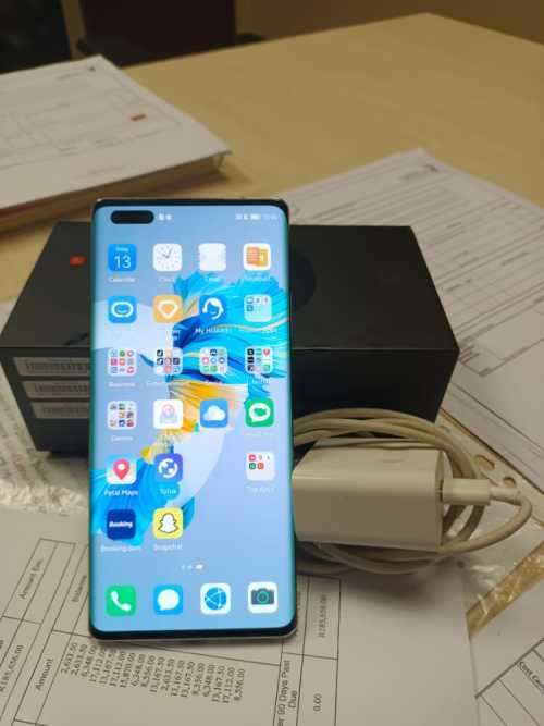 Huawei Mate 40 Pro 256GB  **3 months old** Mystic Silver