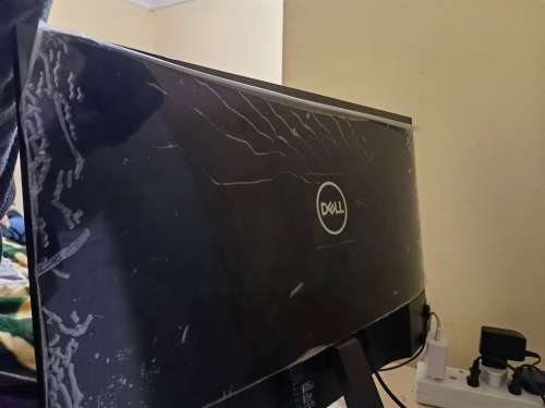 DELL 27` Monitor FHD in excellent condition