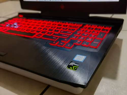 HP OMEN 15 GAMING LAPTOP WITH NVIDIA GTX 1050 4GB