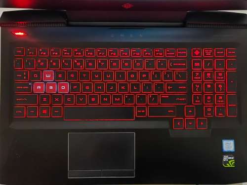 HP OMEN 15 GAMING LAPTOP WITH NVIDIA GTX 1050 4GB