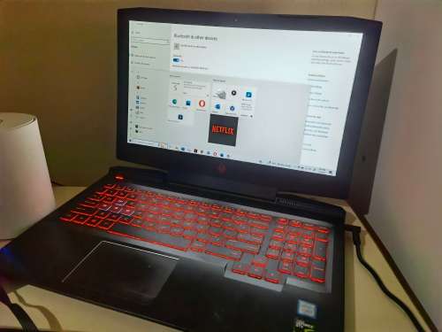 HP OMEN 15 GAMING LAPTOP WITH NVIDIA GTX 1050 4GB