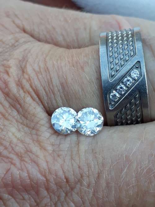 1.38tct Vvs1 Round G-I White Loose Moissanite (Matched Pair)