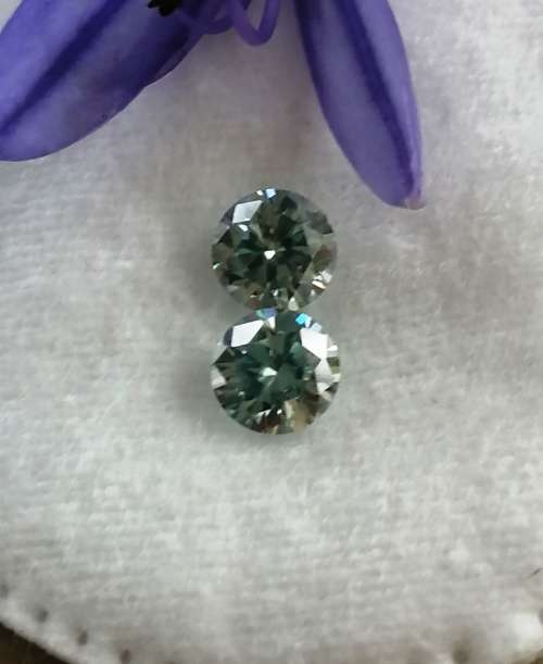 1.76tct Vvs1 Round H-I light Blue Loose Moissanite (Matched Pair)