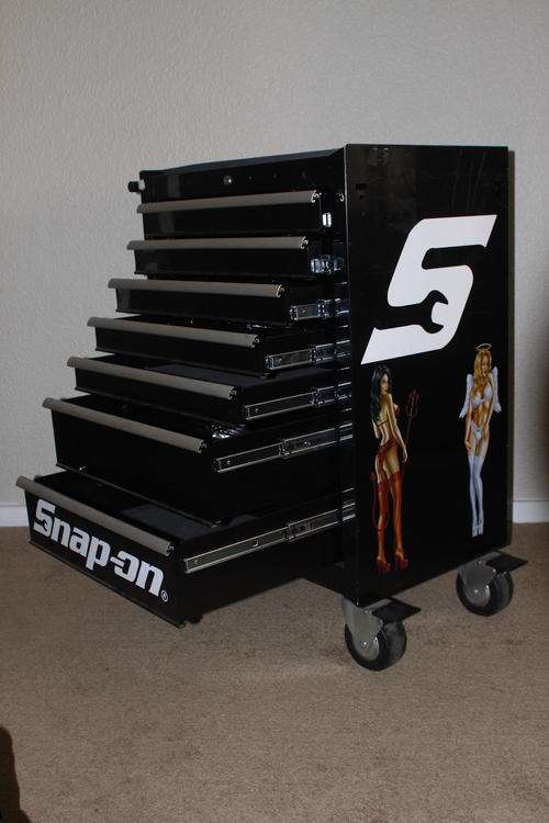 Bluepoint (a division of Snap On Tools) 7 drawer Roll cab