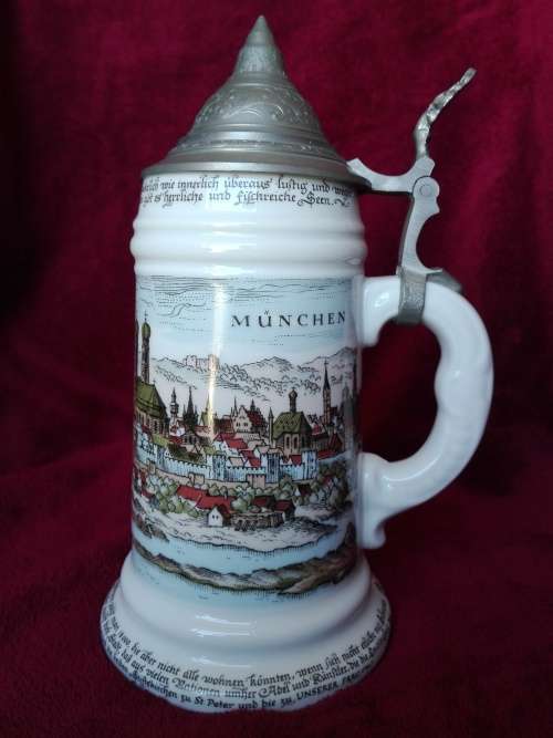 ***BEAUTIFUL BEER STEIN***