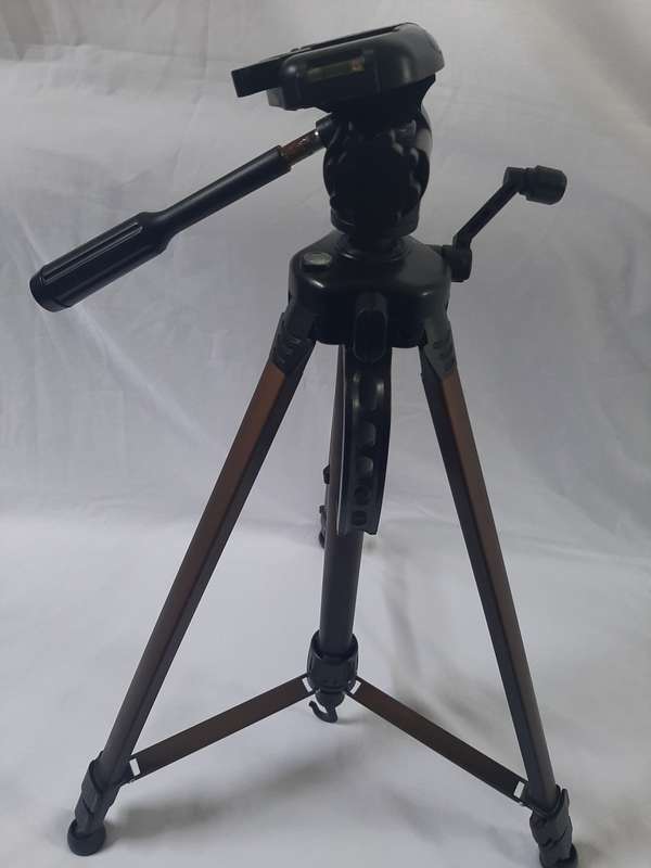 VINTAGE BUSHNELL SENTRY 18-36X50MM SPOTTING SCOPE