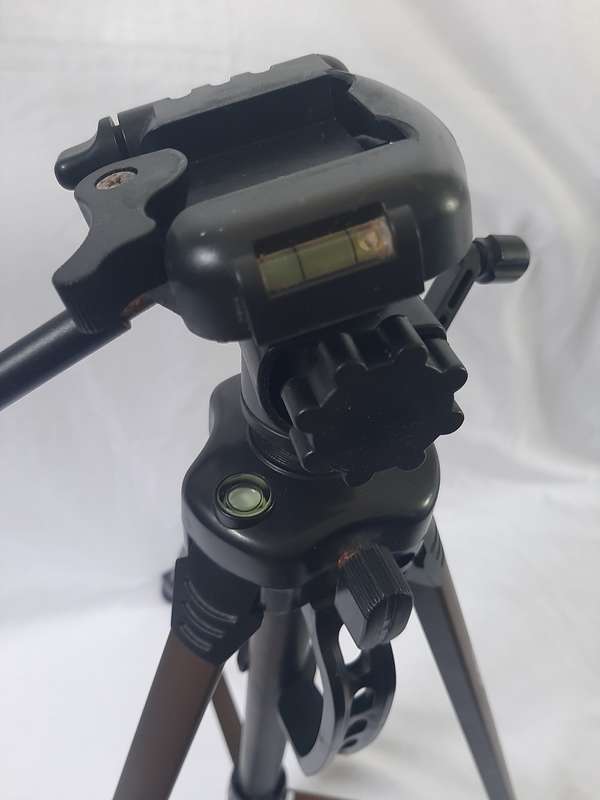 VINTAGE BUSHNELL SENTRY 18-36X50MM SPOTTING SCOPE