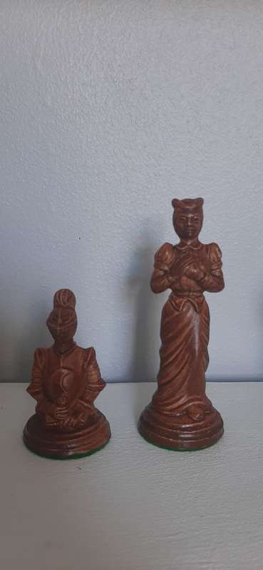HOMAS 1970 EUROPEAN CHESS SET