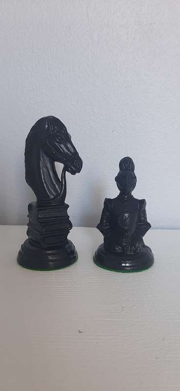 HOMAS 1970 EUROPEAN CHESS SET