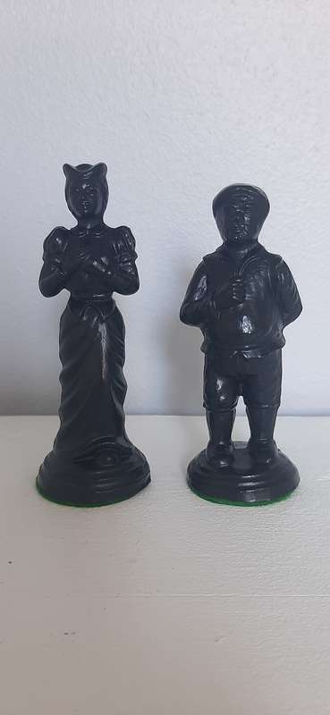 HOMAS 1970 EUROPEAN CHESS SET