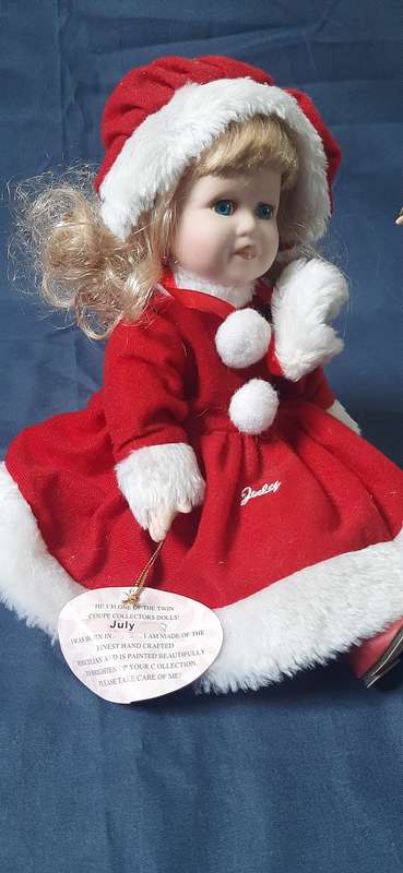MASSIVE COLLECTION OF LARGE VINTAGE PORCELAIN DOLLS