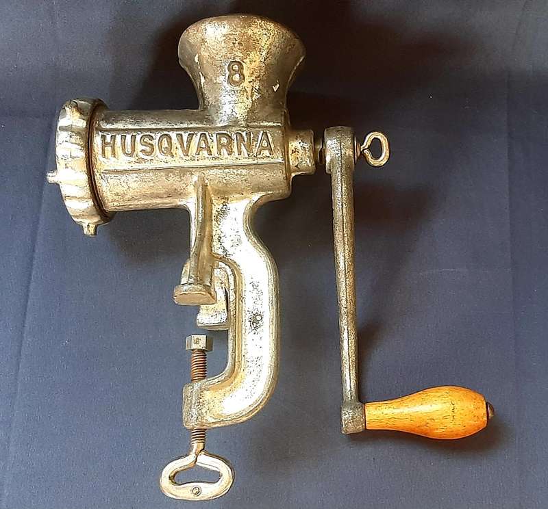 VINTAGE HUSQVARNA No: 8