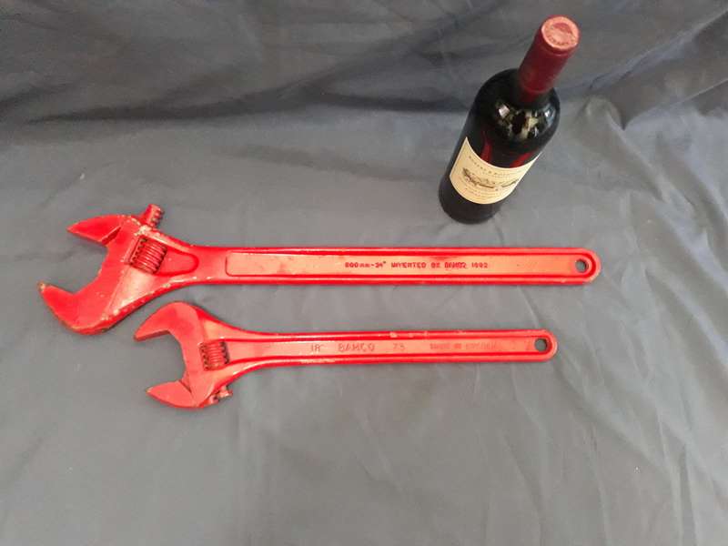 VINTAGE BAHCO 18` AND 24` WRENCHES FROM SWEDEN