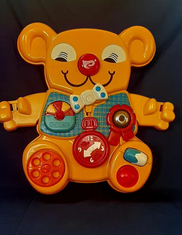VINTAGE 1982 MATCHBOX ACTIVITY BEAR