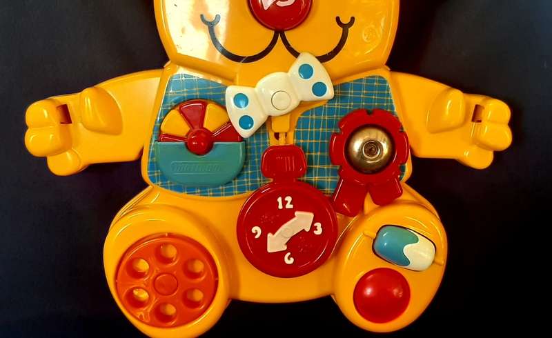 VINTAGE 1982 MATCHBOX ACTIVITY BEAR