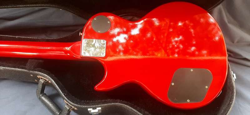 VINTAGE SUNBURST KIMBERLEY ELECTRIC GUITAR WITH HARD CARRY CASE