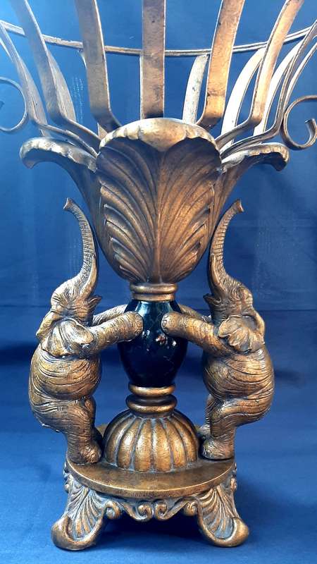 LARGE VINTAGE TABLE STAND DECORATED WITH ELEPHANTS