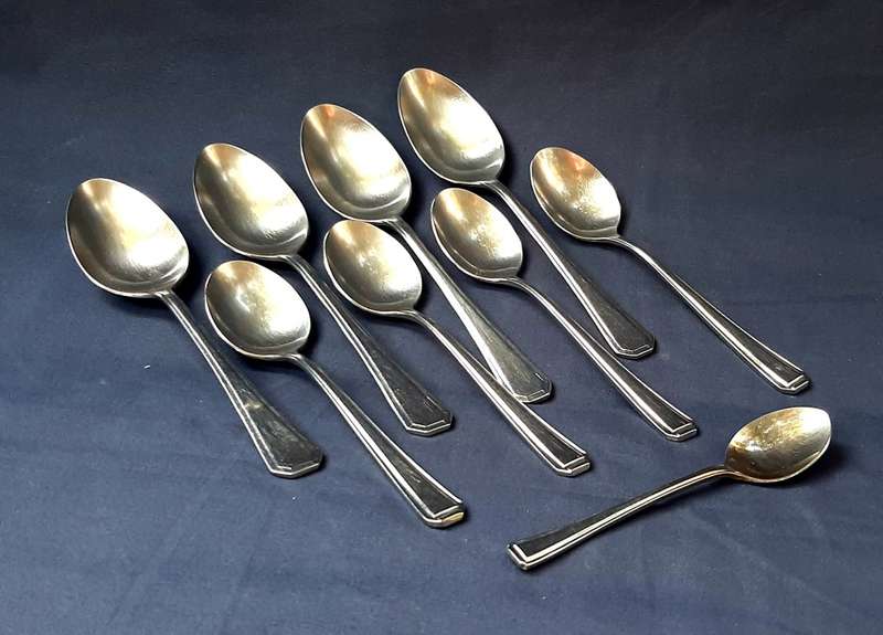 VINTAGE G&H 18-10 SPOON SET