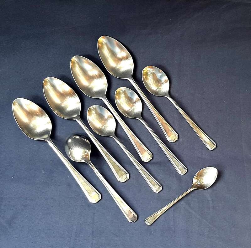 VINTAGE G&H 18-10 SPOON SET