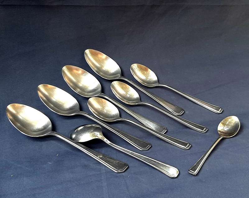 VINTAGE G&H 18-10 SPOON SET