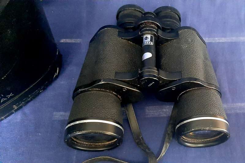 VINTAGE PENTAX 7X50 BINOCULARS MODEL 533 WITH CASE