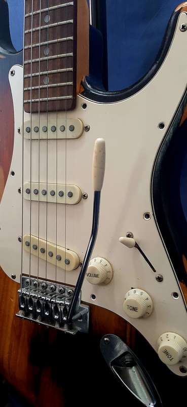 VINTAGE RITMULLER ELECTRIC GUITAR WITH ORIGINAL CARRY BAG