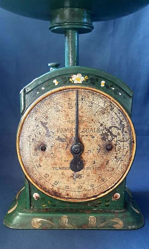 VINTAGE HUGHES COTTAGE FARMSTYLE KITCHEN SCALE  -  27CM HIGH