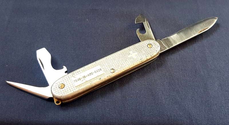 VINTAGE VICTORINOX POCKET KNIFE