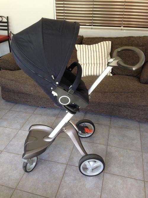 Stokke Explory Pram