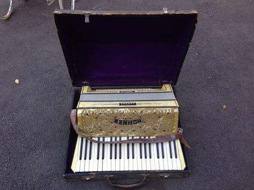 Hohner Vintage Accordion