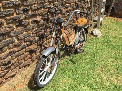 Vintage Display Motorbike