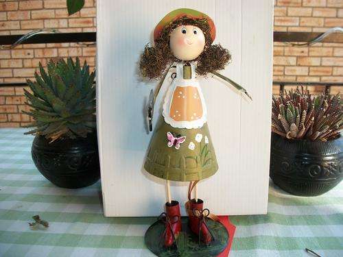 LOVELY IRON DOLL * CAN BE USED FOR HOME OR GARDEN DECOR* RRP 399.95 *