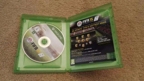 Used Fifa 15 Xbox One Game (VERY GOOD CONDITION AS SEEN ON PICTURES)
