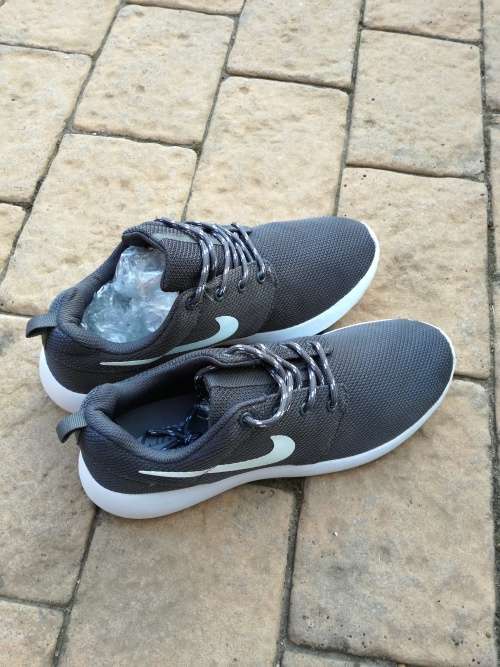 Nike Shoes Size 10 UK (10 SA)