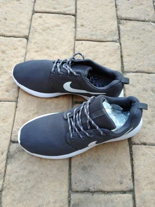 Nike Shoes Size 10 UK (10 SA)