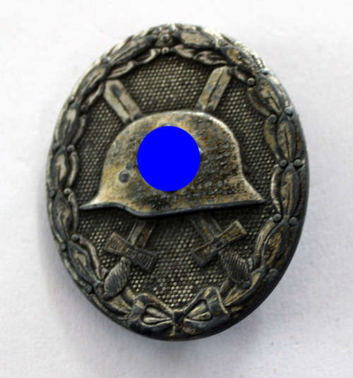 Original WW2 German 2nd Class Wound badge