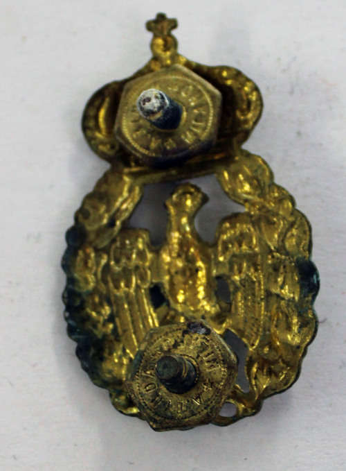 WW2 Italian Air Force cap badge